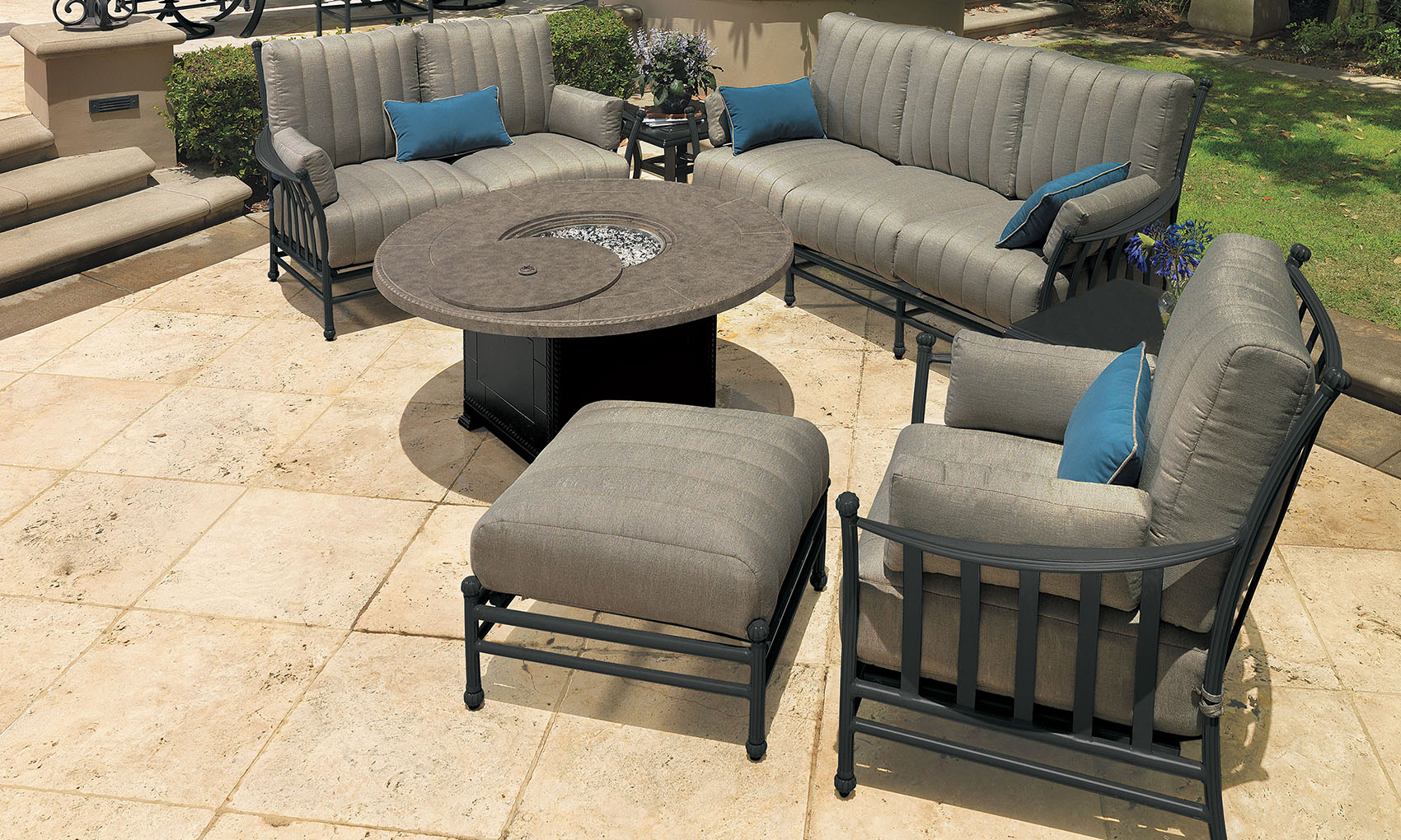 Outdoor Furniture > Furniture Collections > Avanti Gensun Casual Living